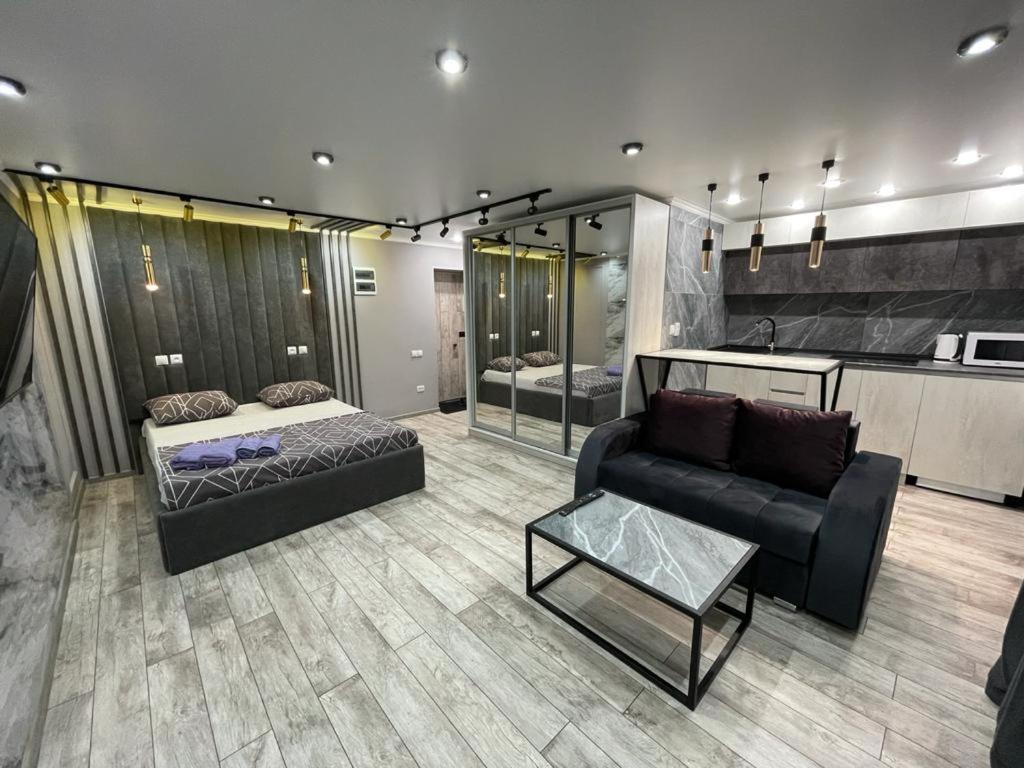 Люкс Академика Сатпаева 19 Apartment Pavlodar Exterior photo